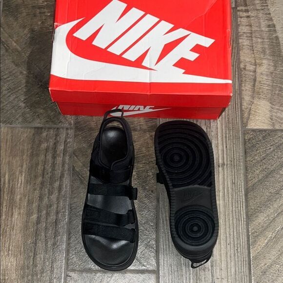 New Nike Black Platform Sandals Sporty Design - Picture 3 of 3